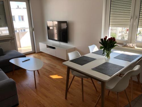 Apartament F&j #35