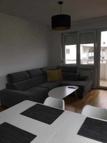 Apartament F&j #35