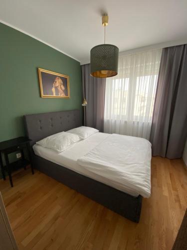 Apartament F&j #35