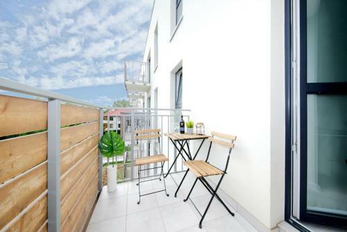 Crossroads Apartment