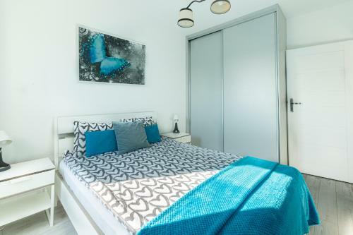 Crossroads Apartment