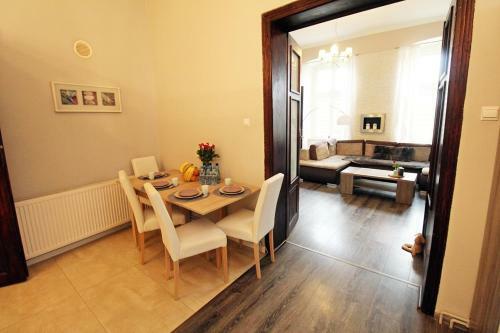 Apartament Totu