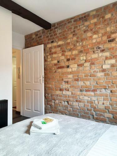 Ceglana Komnata - Old Town Apartment