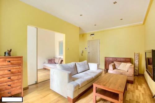 Parish House - Apartment