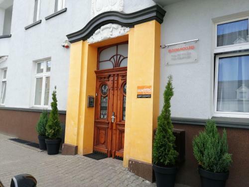 Apartamento Eldom-noclegi, Kolejowa 15 W?growiec