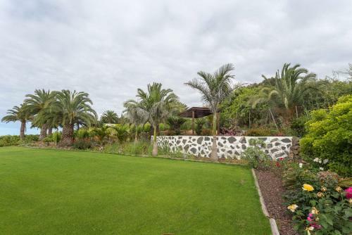 Agroturismo Canarian Farm With Pool Los Paredones