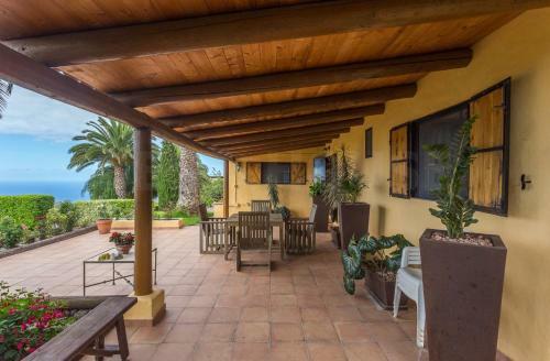 Agroturismo Canarian Farm With Pool Los Paredones