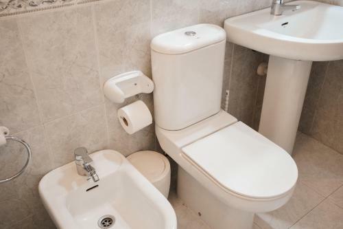 Apartamento Milladoiro - Piso Completo A 4 Km de La Catedral