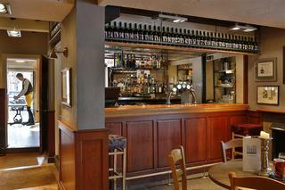 Best Western Three Swans Hotel