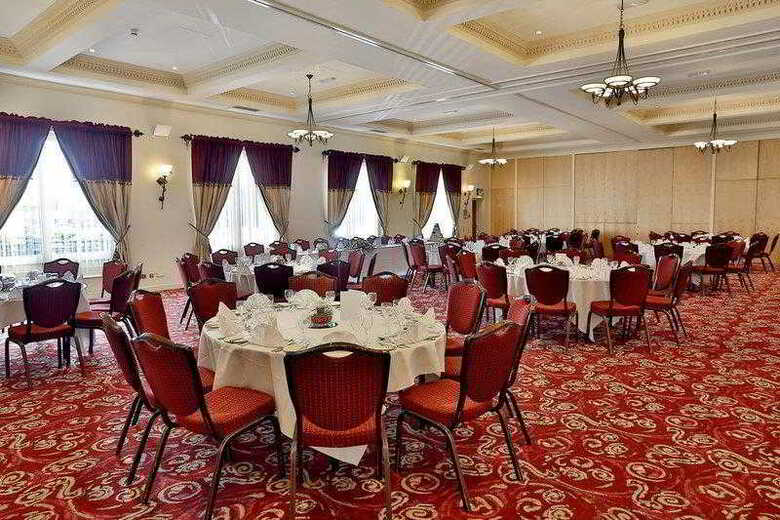 Best Western Three Swans Hotel