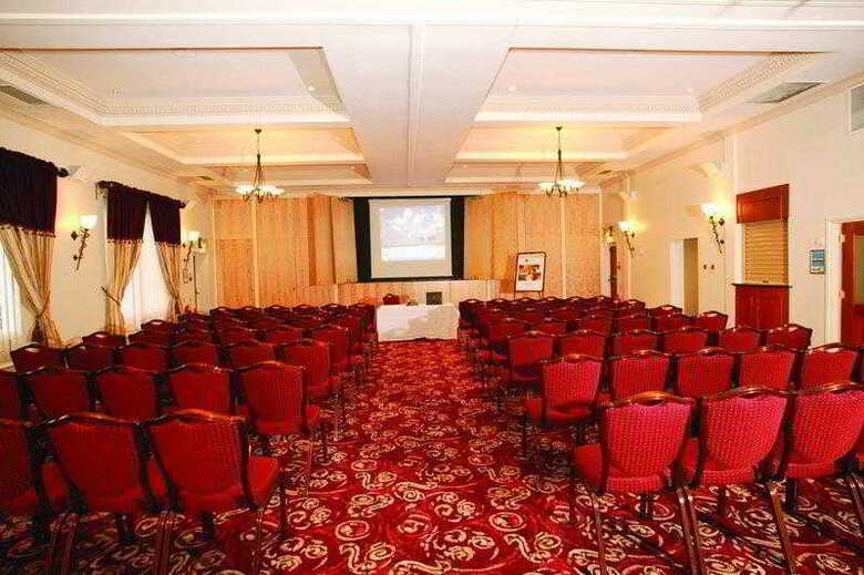 Best Western Three Swans Hotel