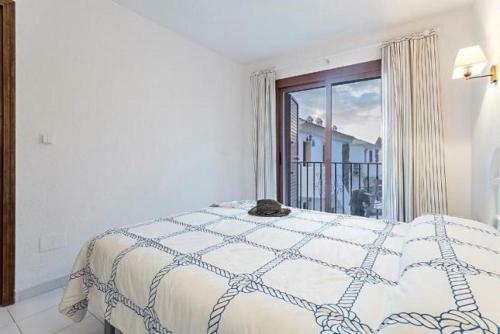 J T Beach Apartment