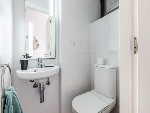 Beautiful Holiday Home In Vera With A Shared Swimming Pool