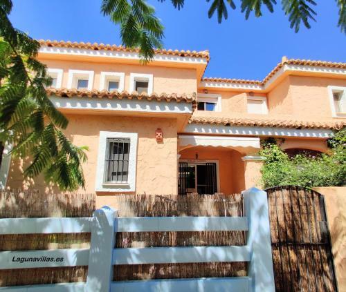 Apartamento Villa Laguna - Your Duplex In The Sun!