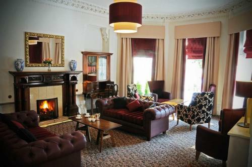 Tor-na-coille Hotel