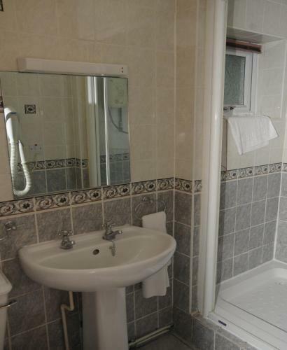 Bed & Breakfast Wimblehurst Hotel
