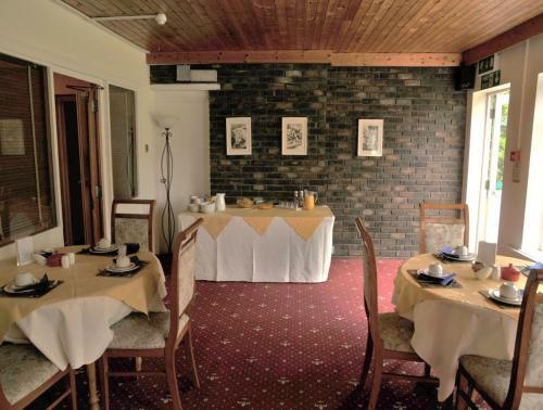Bed & Breakfast Wimblehurst Hotel