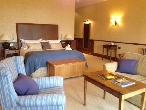 Hotel South Lodge