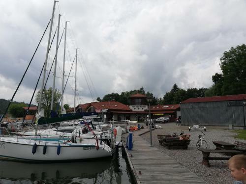 Jacht Motorowy Nautika 1300 Lux