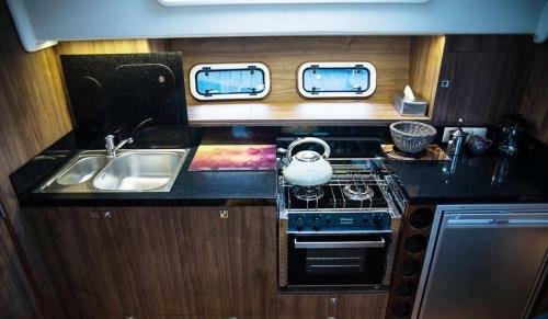 Jacht Motorowy Nautika 1300 Lux