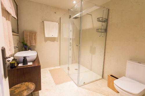 Villa Luxury Rustic House - O Rego Da Santa Mari�a
