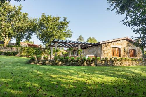 Villa Luxury Rustic House - O Rego Da Santa Mari�a