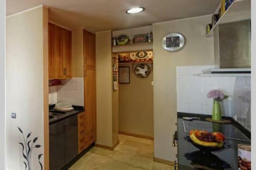 Casa Con Gran Jard�n Y Piscina En Cabarceno