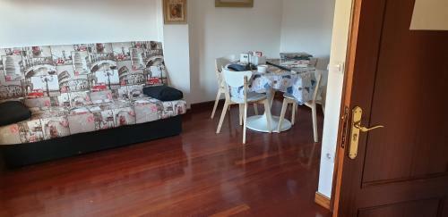 Apartamento Paseo Del Saja I Y II