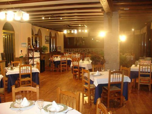 Hostal - Restaurante Playa Azul