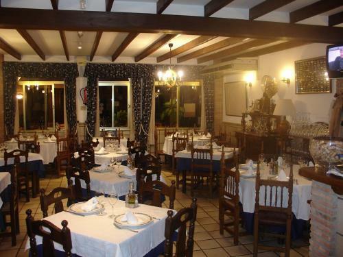 Hostal - Restaurante Playa Azul
