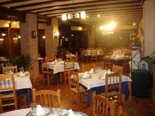 Hostal - Restaurante Playa Azul