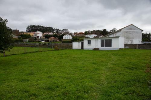 Beachfront Surf & Holiday House, Up To 12 Persons