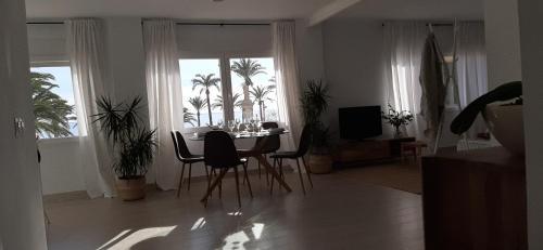 Apartamento Cor De Vinar�s