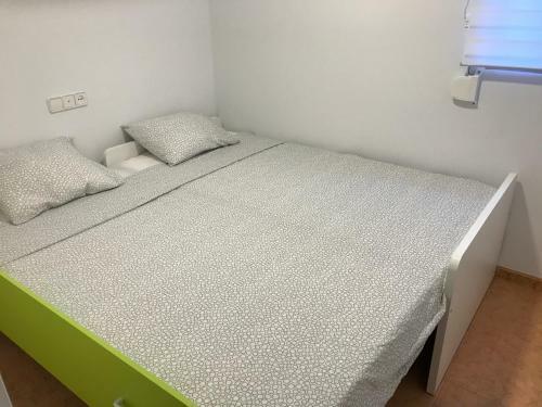Apartamento Central Modern 3bdr, A/c, Wifi & Parking