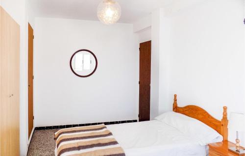 Beautiful Apartment In Vinar�s With 3 Bedrooms