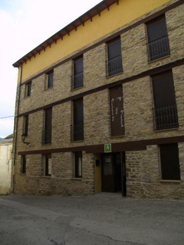 Albergue L'almada De Yebra
