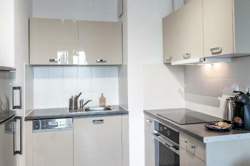 Golden Apartments - Pereca