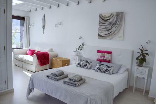 Ocra Apartment