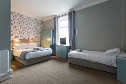 Hostal Sandcliff Guest House