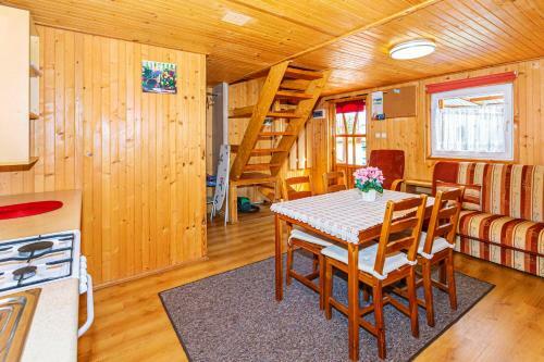 Lodge Domek Letniskowy -w?adys?awowo