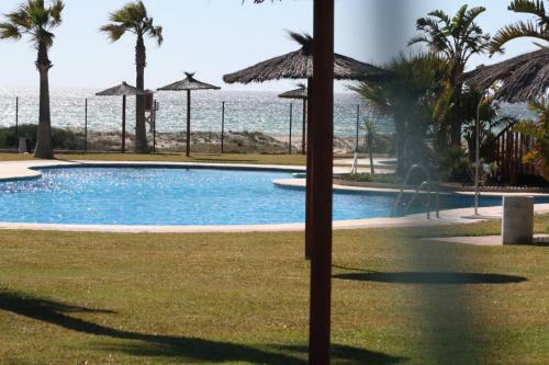 Apartamento Urbanizaci�n Almadraba Playa