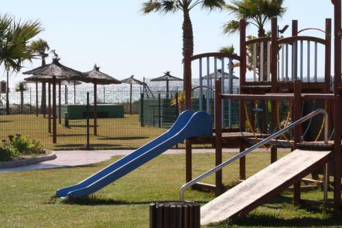 Apartamento Urbanizaci�n Almadraba Playa