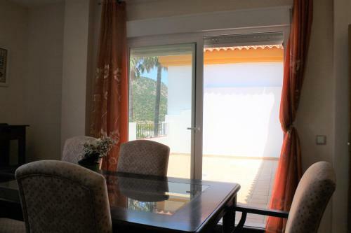 Apartamento �tico En Zahara de Los Atunes