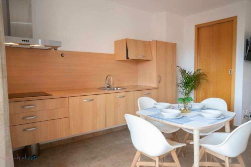 Apartamento Junto A La Playa Con Piscina Y Parking