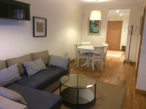 Apartamento Con Terraza Y Jard�n En Bakio