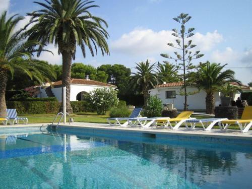 Spacious Holiday Home In Cambrils With Shared Swimming Pool