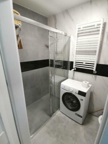 Maglonia Apartment