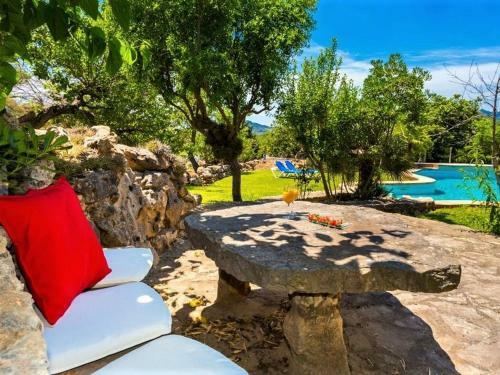 Detached Villa In S' Espinagar Near The Sea