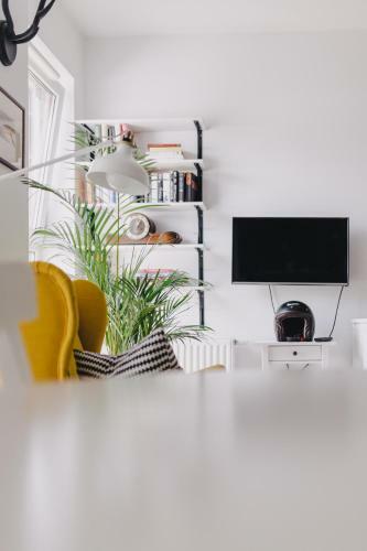 Apartments Wisniowa With Private Parking Place