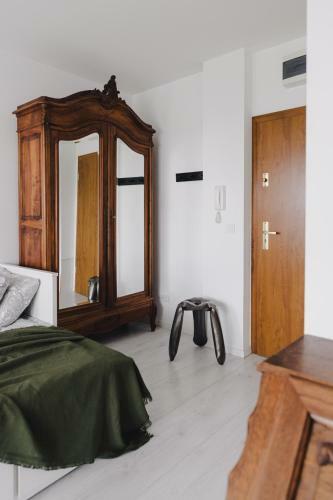 Apartments Wisniowa With Private Parking Place